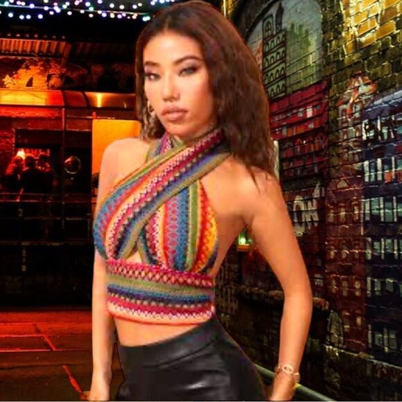 Crisscross open back geo pattern halter top. New - Picture 1 of 11